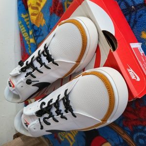 Nike Court legacy excellent condition